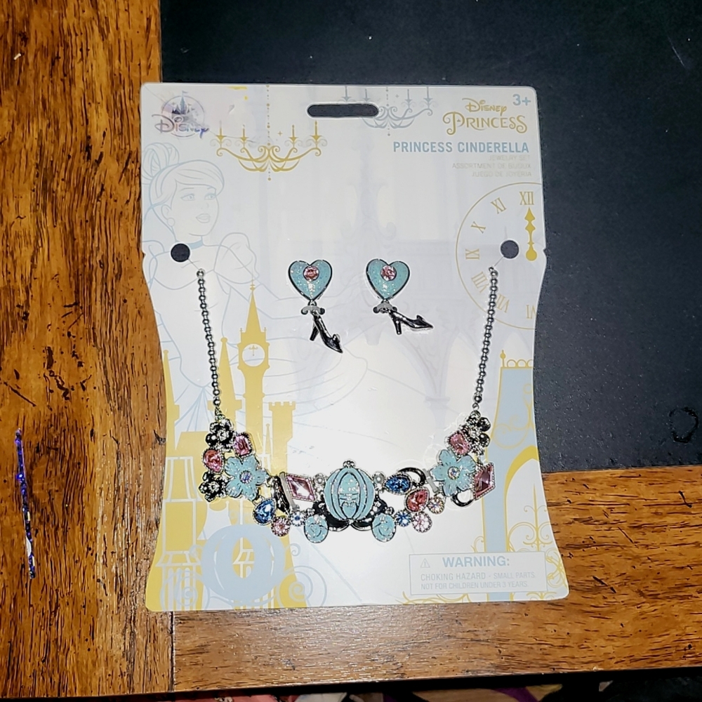 Brand New Disneyworld Cinderella Earrings and Necklace
